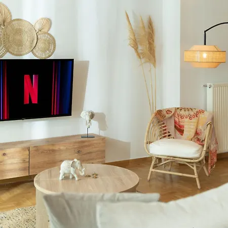 Apartment Free-spirit Large Boho With Free-parking Athens